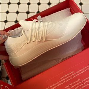 Lane Eight Trainers in Cloud White